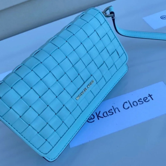 MICHAEL KORS PHONE CROSSBODY JET SET LEATHER WOVEN AQUA - Picture 1 of 14